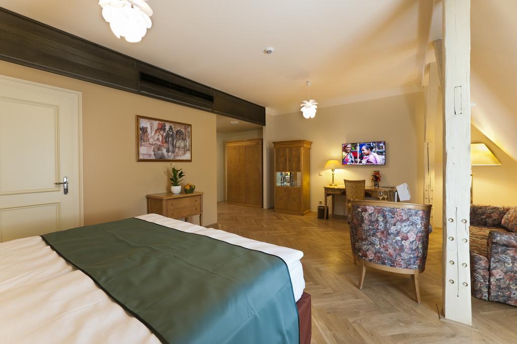Grandhotel Ambassador Narodni Dum Karlovy Vary Chambre photo
