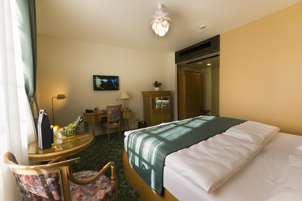 Grandhotel Ambassador Narodni Dum Karlovy Vary Chambre photo