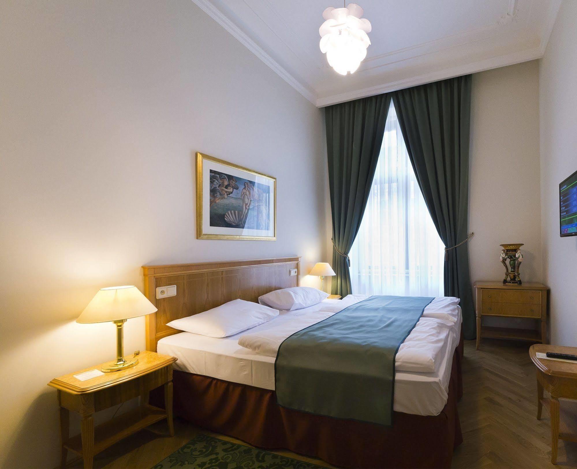 Grandhotel Ambassador Narodni Dum Karlovy Vary Extérieur photo