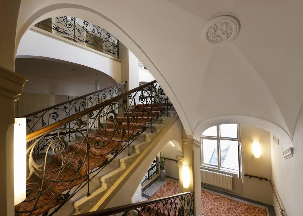 Grandhotel Ambassador Narodni Dum Karlovy Vary Extérieur photo